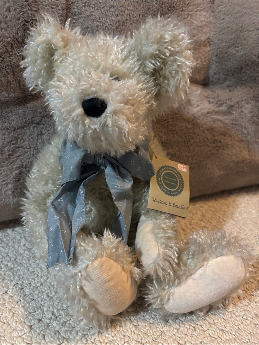 Heavy Boyd’s Bear vintage collectable - Delano’s b beansford